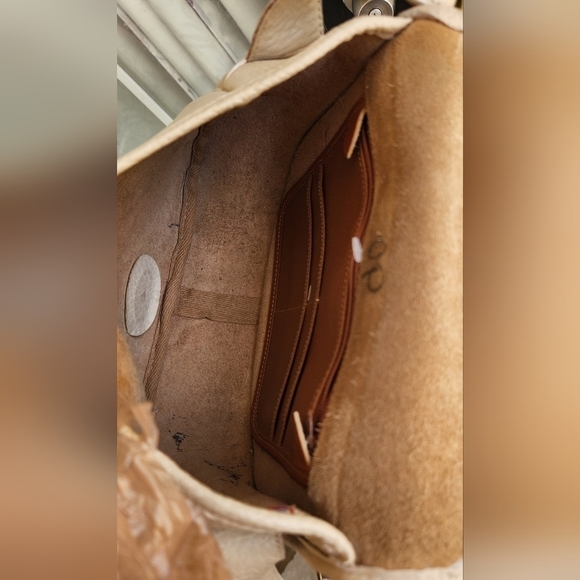 Vintage Dooney & Bourke-All Weather Leather Teton Saddle Bag - Picture 7 of 8